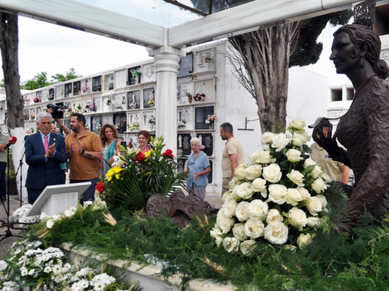 Chipiona homenajea a la universal “Rocío Jurado” en el XVII aniversario de su muerte