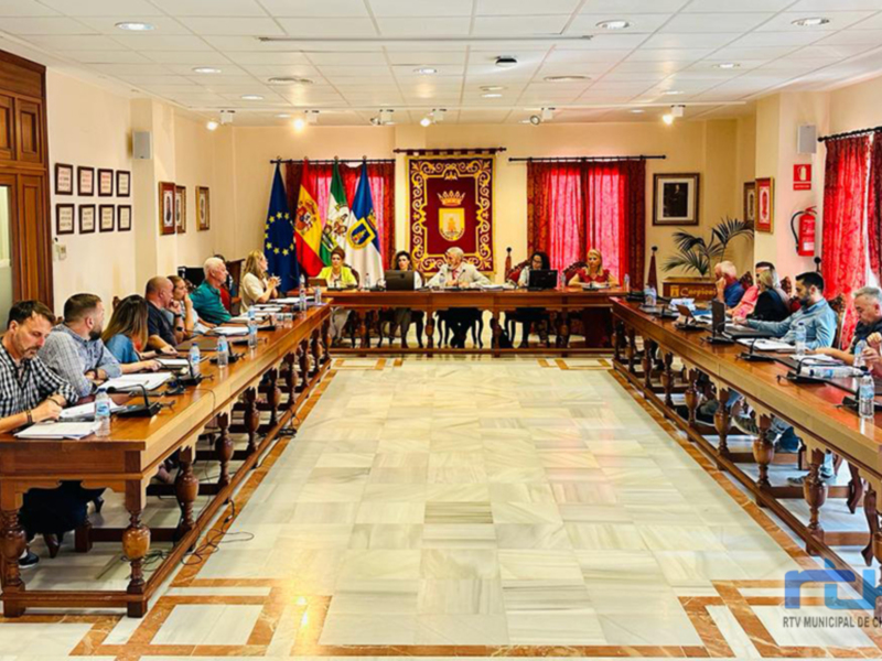 El pleno del Ayuntamiento de Chipiona aprueba nuevas retribuciones de los concejales e indemnizaciones por asistencia a órganos colegiados