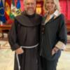 Fray Juan José Rodríguez Mejías y Marina Bernal son desde hoy hijos adoptivos de Chipiona tras aprobarlo unánimemente el pleno 