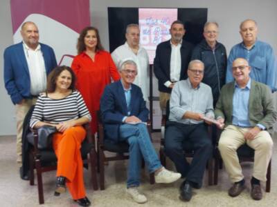 Nace el libro "LOS 40 DE RADIO 80". Un viaje nostálgico a través de la voz de los trabajadores