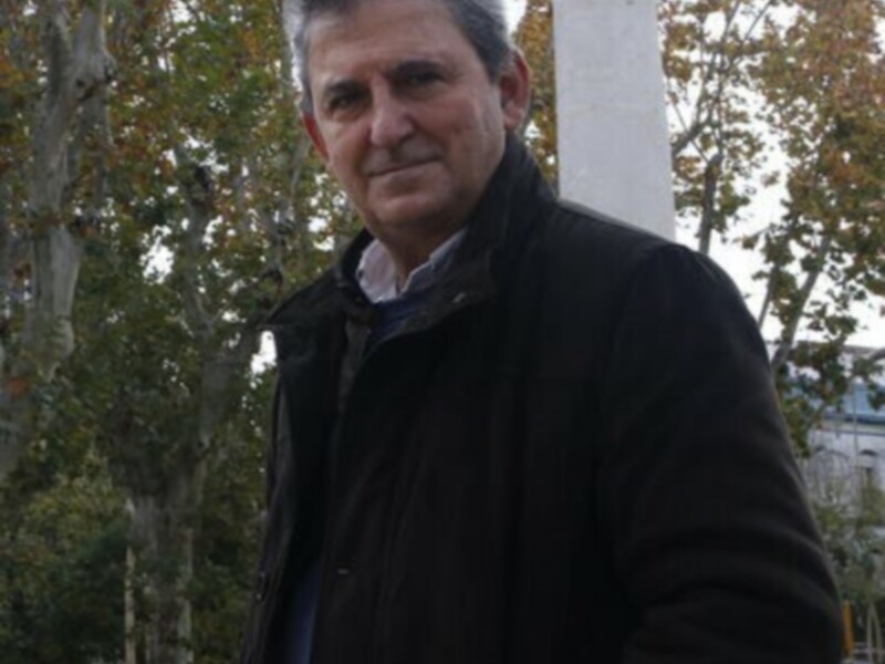 Presentación de “Desde la piel al alma, Ismael Yebra Sotillo, una biografía”, Premio Dr. Antonio Hermosilla Molina 2024