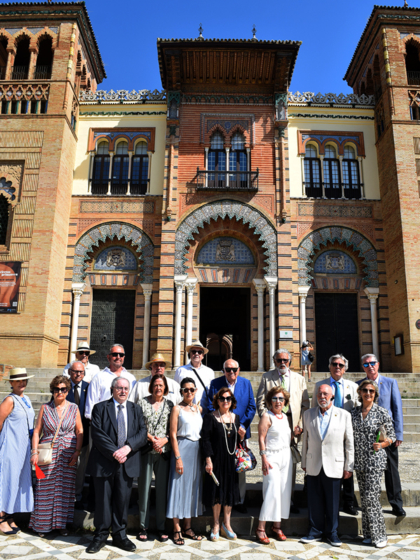 Excurción y almuerzo con los amigos de la capa en sevilla