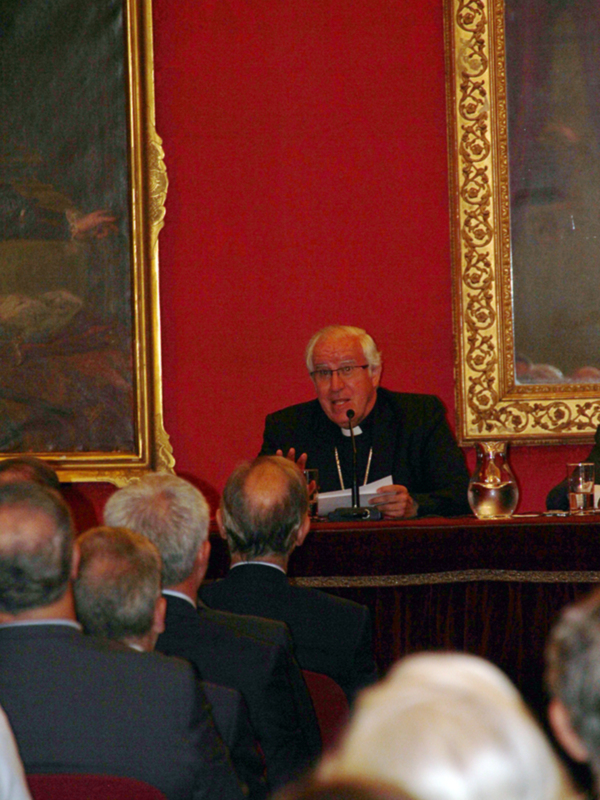  El arzobispo de Sevilla, monseñor José Ángel Saiz Meneses, participa en la presentación de la obra "Lugares de Paz y Oración"