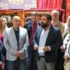 La Hermandad del Cautivo presenta al Cartero Real, el equipo de la radiotelevisión municipal, e inaugura su Belén tras la procesión del Niño Jesús 
