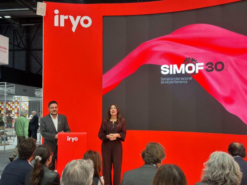 RAQUEL REVUELTA PRESENTA EN EL STAND DE IRYO EN FITUR LAS NOVEDADES De LA 30 EDICIÓN DE LA SEMANA INTERNACIONAL DE LA MODA FLAMENCA