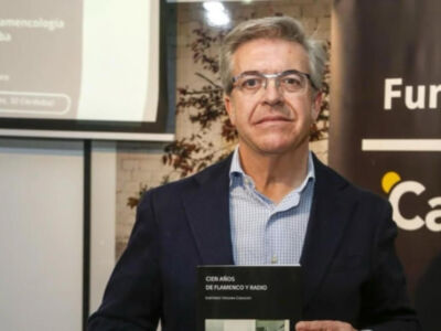 Ildefonso Vergara analiza en un libro la relación entre la radio y el flamenco