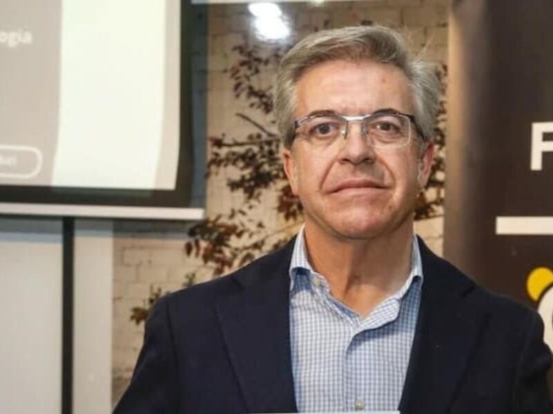 La Unión acoge la presentación del libro que recorre un siglo de flamenco en la radio