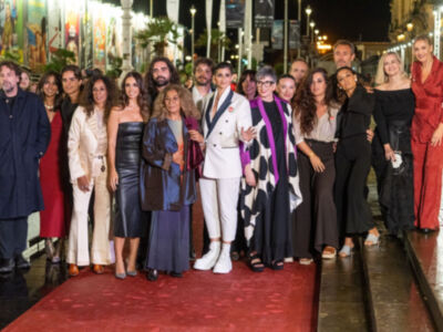'Flores para Antonio', la película documental original Movistar Plus+ liderada por Alba Flores, se ha presentado en el Festival de San Sebastián