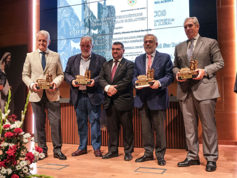 Los fotógrafos Salazar y Bajuelo, premiados en el XVI Encuentro de Medios Cofrades de Sevilla