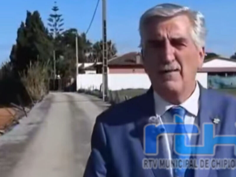 La Junta de Andalucía ultima los trabajos de arreglo del firme del camino del Butano