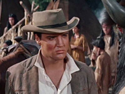 Elvis Presley protagoniza el western "La estrella de fuego"