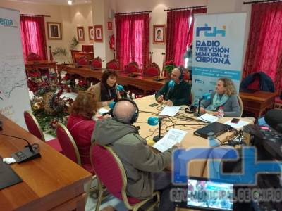 Radio Chipiona y EMA-RTV vuelven a realizar en la localidad el taller ‘Mayores En La Onda’ enfocado a fomentar el envejecimiento activo