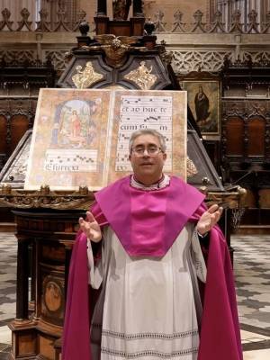 El órgano de la Catedral de Sevilla continúa elevando la liturgia con su música diaria