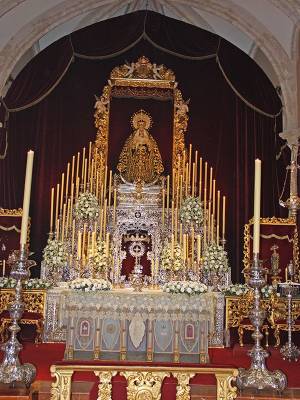 La Soledad de Alcalá del Río celebra con solemnidad su Septenario en honor a la Virgen de los Dolores 
