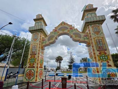 Todo dispuesto para que esta noche arranque la Feria del Moscatel de Chipiona