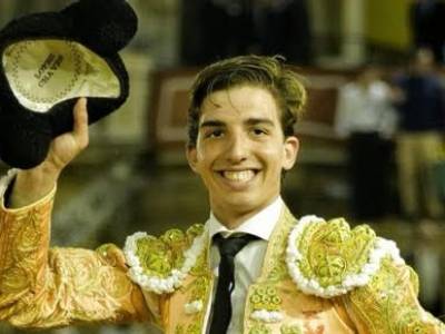 Julio Norte corta dos orejas y Bastos una, en una gran novillada de Talavante