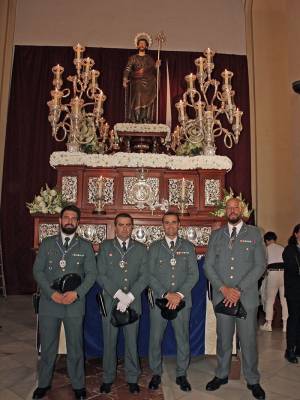 “La Hermandad de San José Obrero protagoniza un acto de devoción y tradición en el corazón de Sevilla” 