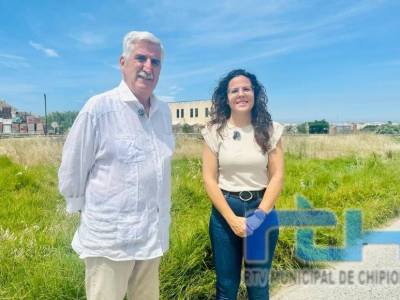 El Alcalde y la Delegada de Agricultura anuncian nuevas actuaciones en caminos rurales por valor de más de 600.000 euros del Plan Cádiz Marcha de Diputación