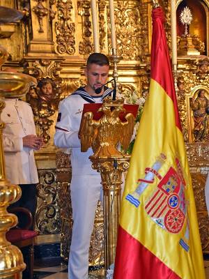 La Comandancia Naval de Sevilla honra a la Virgen del Carmen con una solemne Eucaristía en la Capilla de los Marineros 