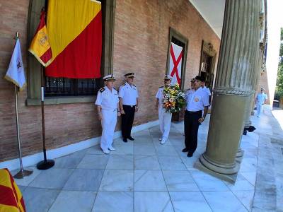 La Comandancia Naval de Sevilla conmemora la gesta de la Armada española en 1898 y rinde homenaje a sus marinos