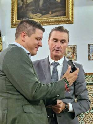 La Hermandad de Jesús Nazareno de Alcalá del Río participa en los cultos preparatorios para la Coronación Canónica de María Santísima de la Sangre 