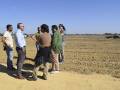 Visita del alcalde, Juan Manuel Valle, y de responsables de ANEA a las obras de ampliación del Cerro de las Cigüeñas